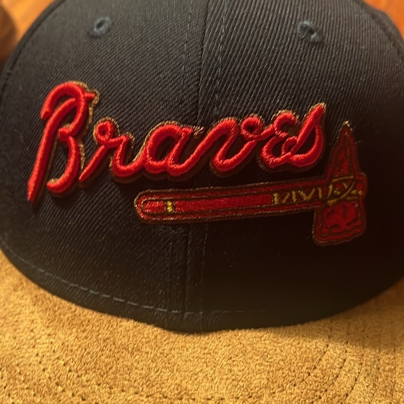 Atlanta Braves 7 5/8 fitted hat - Picture 2 of 7